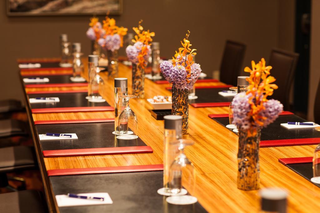 Hotel Derek Houston Galleria Экстерьер фото